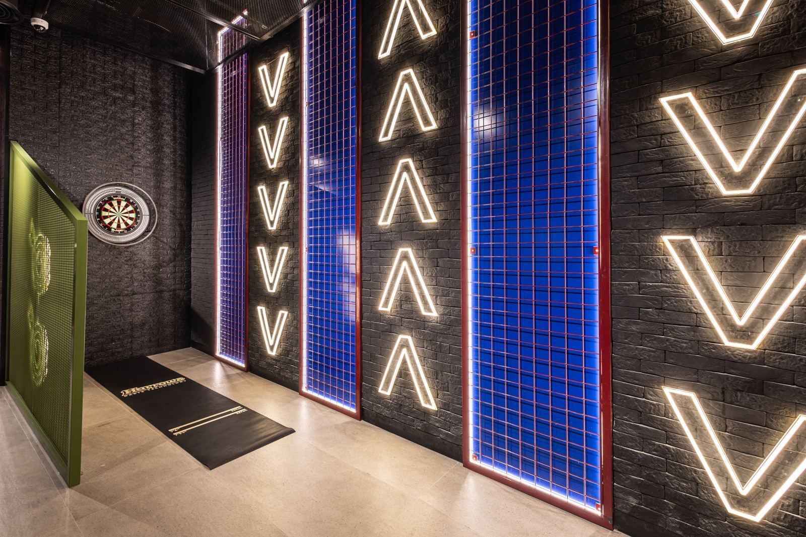 Five Iron Business Bay group event space