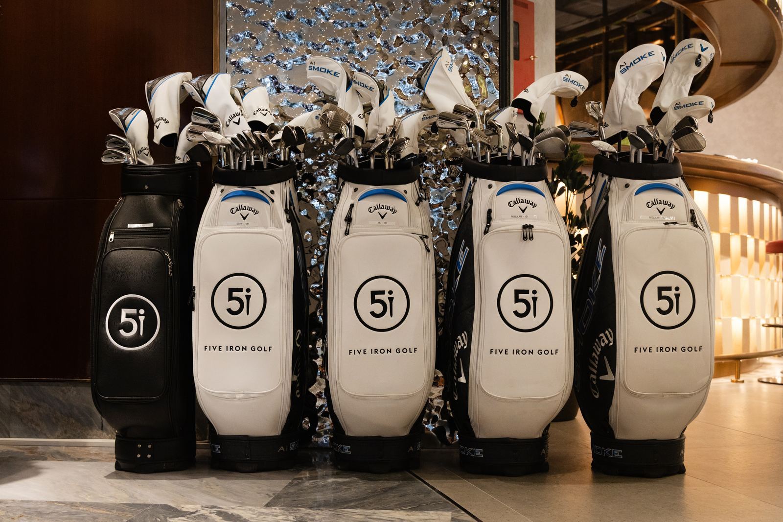 Five Iron Business Bay golf bag setup