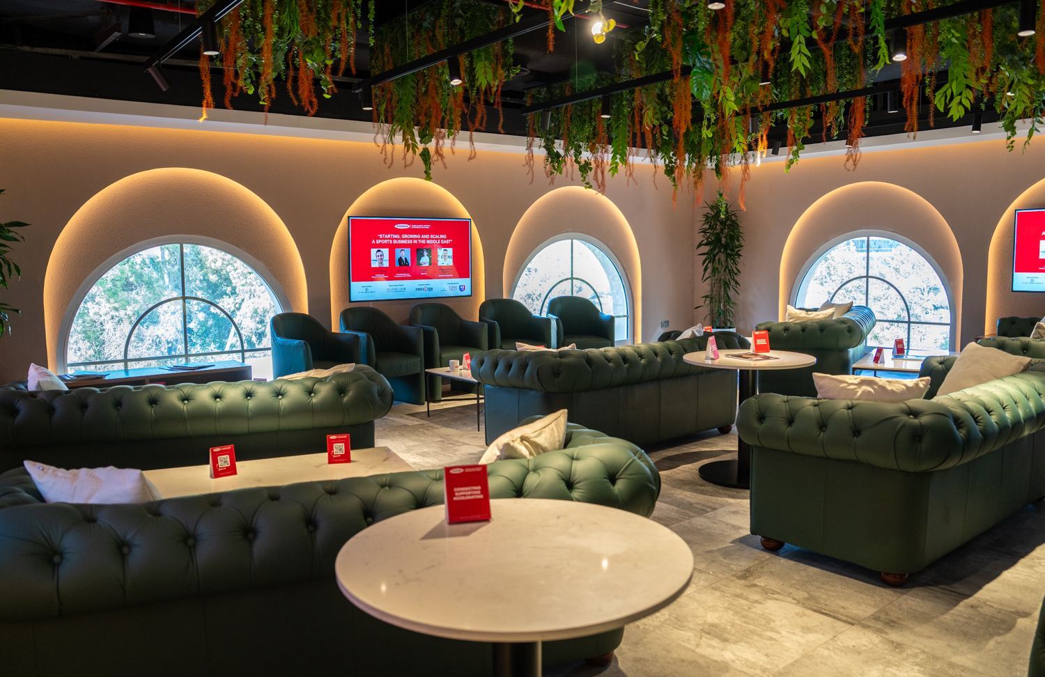 Five Iron Dubai Marina Members Lounge empty space